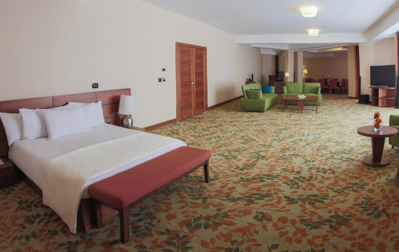 El Resort Hotel カフ エクステリア 写真